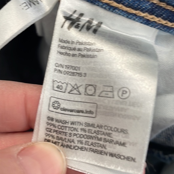 H&M short jean overalls.  Childs 12 - Picture 7 of 8